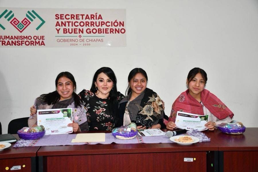 Reconoce Ana Laura Romero Basurto a ganadoras del tercer lugar del Concurso Nacional Transparencia en Corto 2024