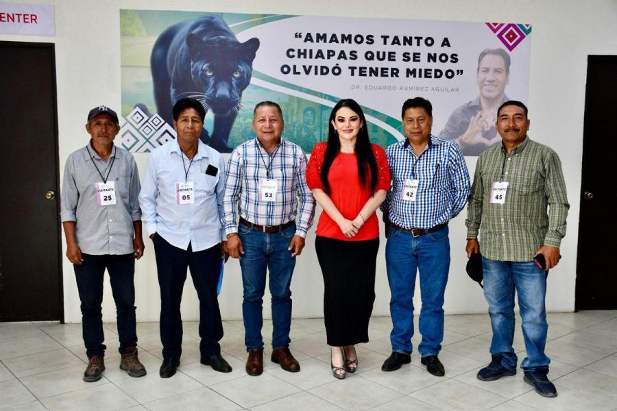 Ana Laura Romero Basurto fortalece la cercanía con san Sebastián Bachajón en favor de un gobierno honesto y con sentido humano