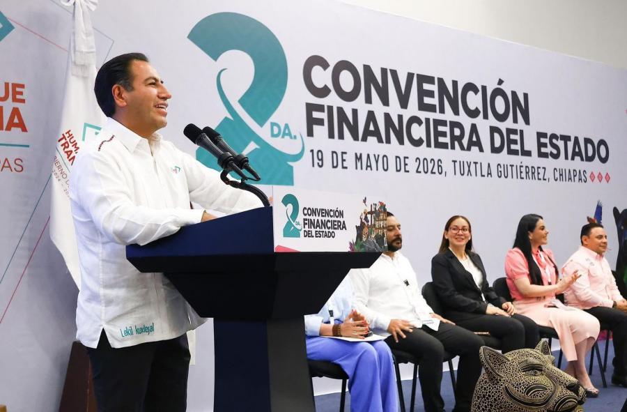 Ana Laura Romero Basurto asiste a la Segunda Convención Financiera del Estado de Chiapas