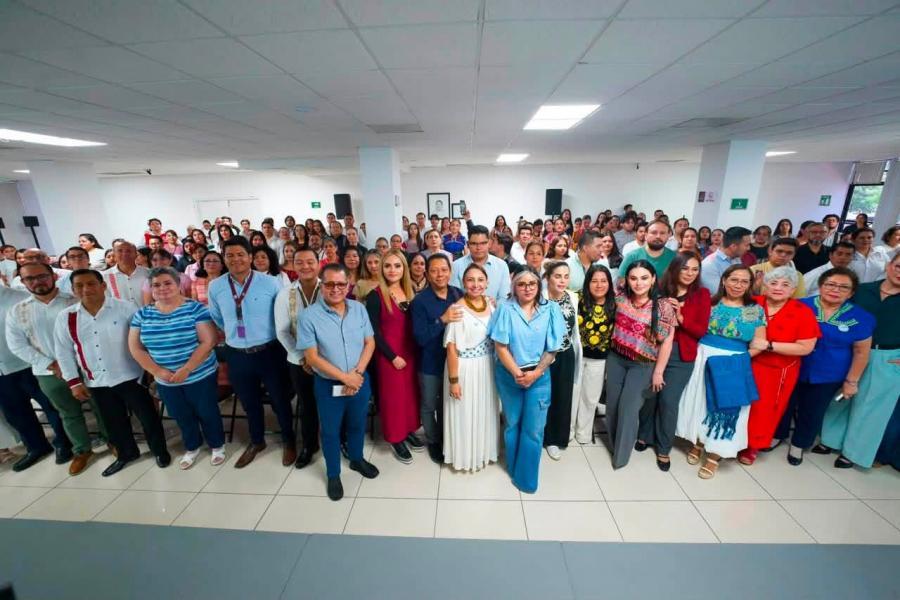 Ana Laura Romero Basurto asiste a conferencia testimonial en el marco del Día Mundial contra la Trata de Personas