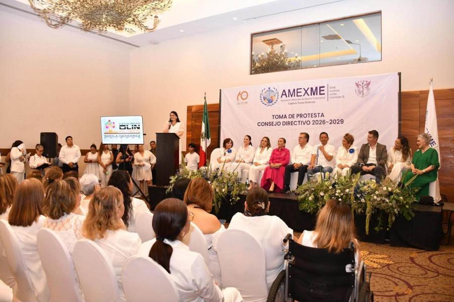 Ana Laura Romero Basurto participa en toma de protesta del nuevo Consejo de AMEXME Tuxtla Gutiérrez